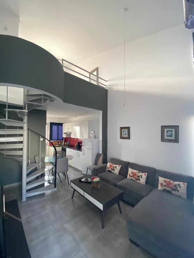 Cosy Apartment In The Heart Of Kato Paphos Exterior foto
